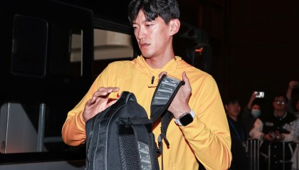 leyu乐鱼体育-国足与俄超队热身，颜骏凌感慨：国内就是太缺少这样的节奏和强度