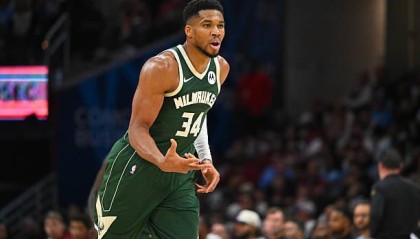 leyu乐鱼-啥队有这配置？记者：某球队放弃字母哥因担心其不想当老二